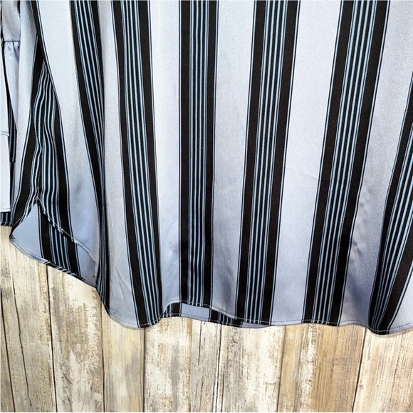 Loft Blue Vertical Stripe Blouse - Picture 3 of 5